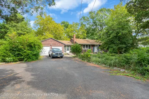70 Middlesex Rd, Matawan, NJ 07747 photo 48