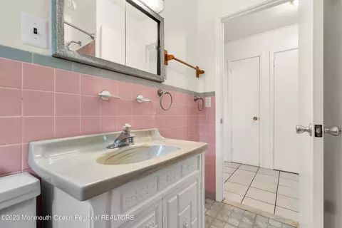 70 Middlesex Rd, Matawan, NJ 07747 photo 25