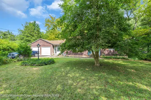 70 Middlesex Rd, Matawan, NJ 07747 photo 57