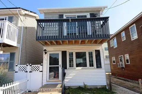 130 Porter Ave, Seaside Heights, NJ 08751