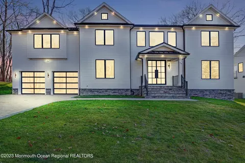 46 Wicker Pl, Morganville, NJ 07751