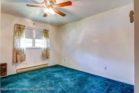 40 Holly Ct E, Brick, NJ 08723 photo 27