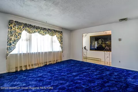 40 Holly Ct E, Brick, NJ 08723 photo 15