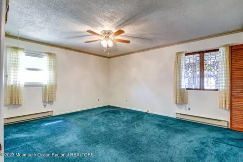 40 Holly Ct E, Brick, NJ 08723 photo 25