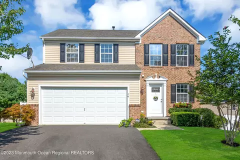 14 Teakwood Ln, Barnegat, NJ 08005
