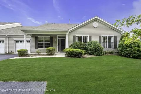 1 Silverside Rd, Lakewood, NJ 08701