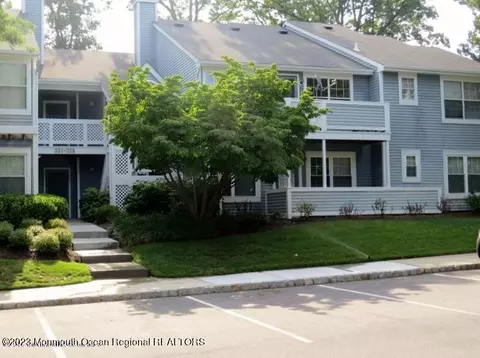325 Sequoia Ct #3, Howell, NJ 07731