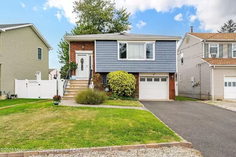 1109 Hollywood Blvd, Point Pleasant, NJ 08742