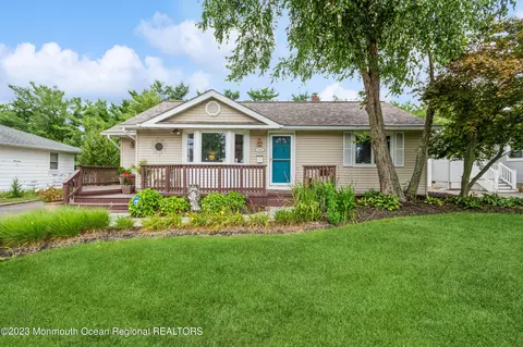 406 Terrace Ave, Toms River, NJ 08753
