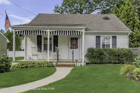 2811 Hayes St, Wall, NJ 07719