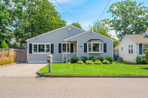 502 Barton Ave, Point Pleasant, NJ 08742