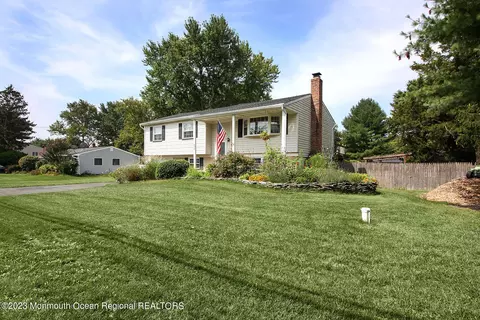 576 Harmony Rd, Jackson, NJ 08527