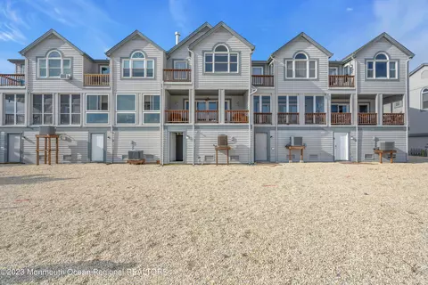 106 Mariners Pointe E, Little Egg Harbor, NJ 08087