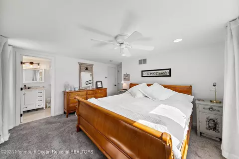 126 E 26th St, Ship Bottom, NJ 08008 photo 44