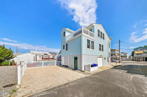 126 E 26th St, Ship Bottom, NJ 08008 photo 59