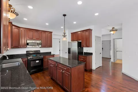 36 Sequoia Ct, Berkeley, NJ 08721 photo 19