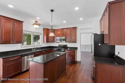 36 Sequoia Ct, Berkeley, NJ 08721 photo 17