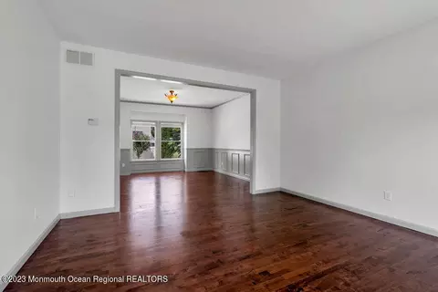 36 Sequoia Ct, Berkeley, NJ 08721 photo 12