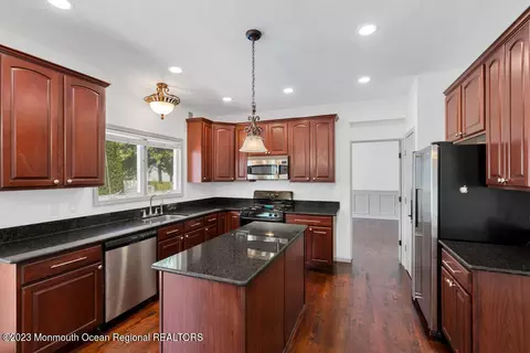 36 Sequoia Ct, Berkeley, NJ 08721 photo 18