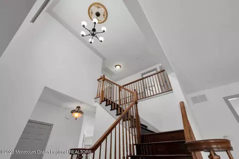 36 Sequoia Ct, Berkeley, NJ 08721 photo 8