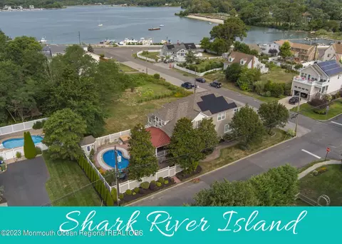 35 Waterview Ct, Neptune City, NJ 07753