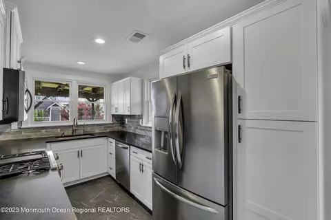 51 3rd Ave, Lavallette, NJ 08735 photo 7