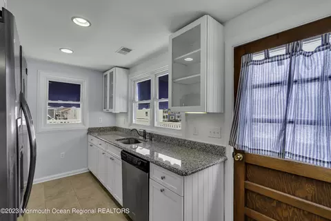 51 3rd Ave, Lavallette, NJ 08735 photo 25