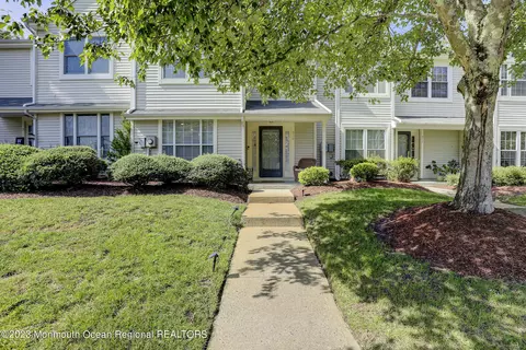 316 Balsam Ct, Howell, NJ 07731