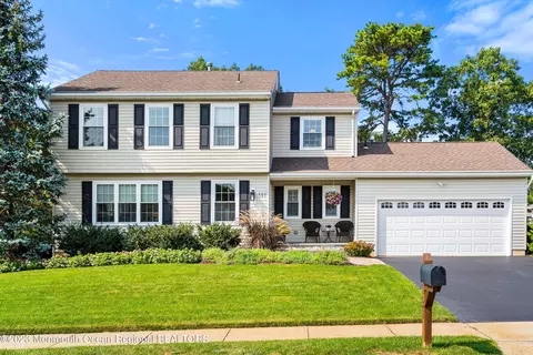 131 Duchess Ln, Brick, NJ 08724