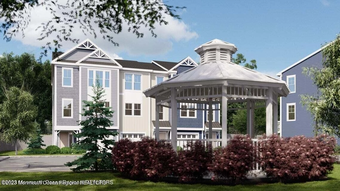 156 W Front St Unit 25  