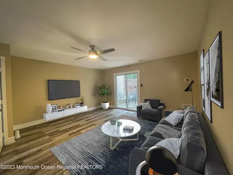 464 La Cascata, Clementon, NJ 08021