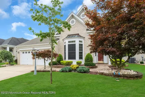 90 Crooked Stick Rd, Jackson, NJ 08527