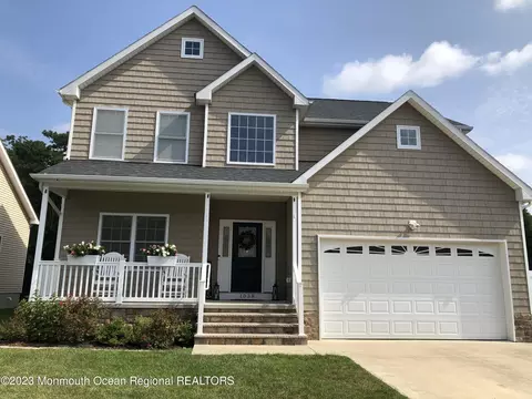 1038 Hoyt St, Forked River, NJ 08731
