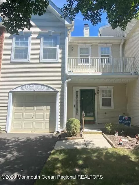 8 Alpine Rd #197, Holmdel, NJ 07733