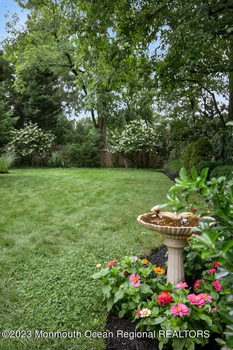 166 E River Rd, Rumson, NJ 07760 photo 30