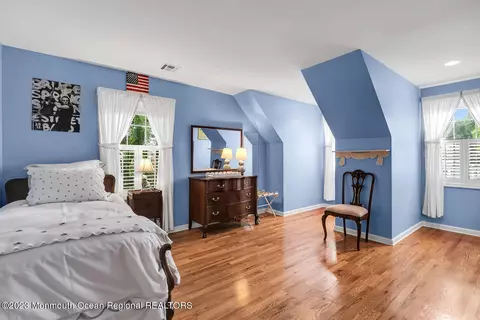166 E River Rd, Rumson, NJ 07760 photo 24