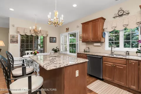 166 E River Rd, Rumson, NJ 07760 photo 12