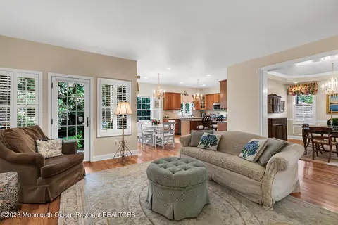 166 E River Rd, Rumson, NJ 07760 photo 10