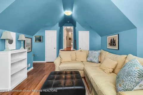 166 E River Rd, Rumson, NJ 07760 photo 25