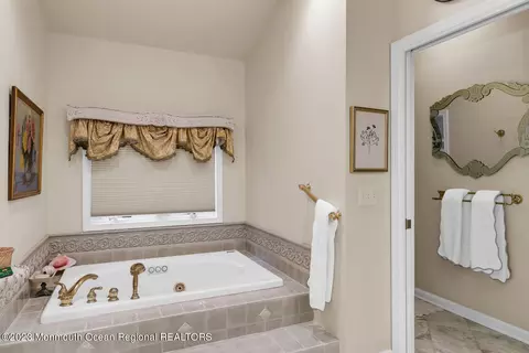 166 E River Rd, Rumson, NJ 07760 photo 21