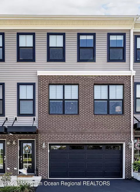 22 Mariveles Way, Tinton Falls, NJ 07724