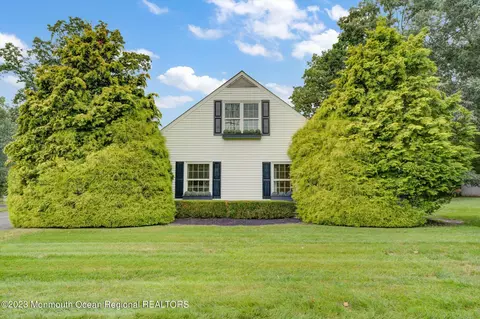 44 Buckingham Dr, Jackson, NJ 08527 photo 3