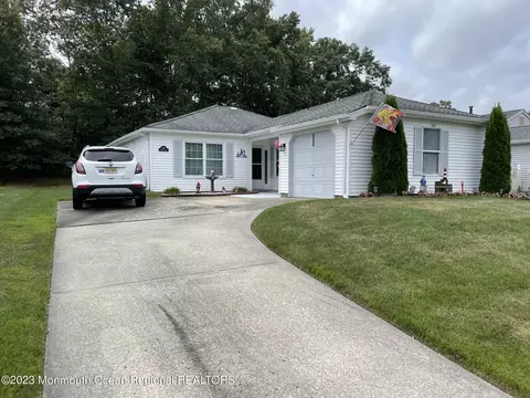 133 Lantern Pl, Little Egg Harbor, NJ 08087