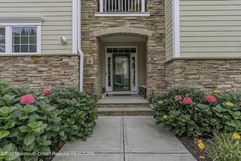 8 Greeley Ter, Long Branch, NJ 07740