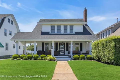 13 Salem Ave, Spring Lake, NJ 07762