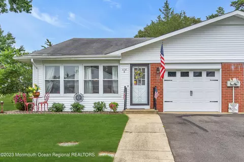 414 Highland Dr # A, Manchester, NJ 08759