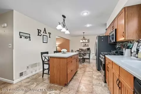 516 Declaration Ln, Jackson, NJ 08527 photo 13
