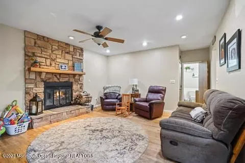 516 Declaration Ln, Jackson, NJ 08527 photo 16