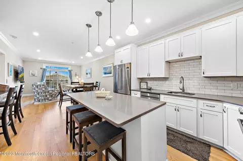 510 N Bay Ave #202, Beach Haven, NJ 08008