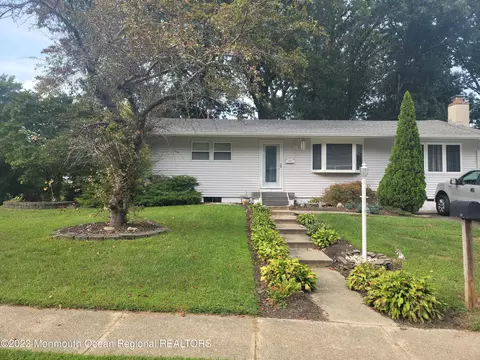 27 Montana Dr, Jackson, NJ 08527